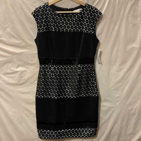 Studio One New York Mixed Media Lace Embroidered Sheath Dress Size 10 - Black - Picture 3 of 6